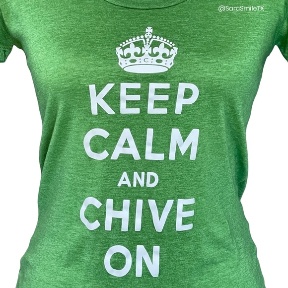 THE CHIVE - Keep Calm & Chive On - Green Graphic Short Sleeve Fitted T-Shirt - Picture 3 of 11